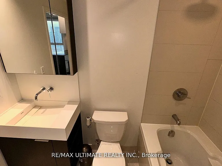 15 Lower Jarvis St #1911 — Photo 9