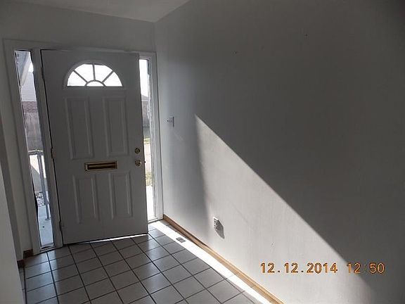 3rd image of 7743 Downey Ln