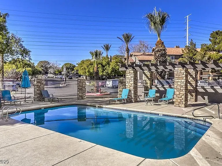 2750 S Durango Dr #1016 — Photo 5