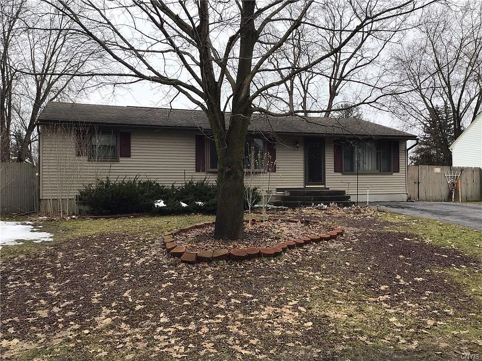 1st image of 8588 Osborne Dr