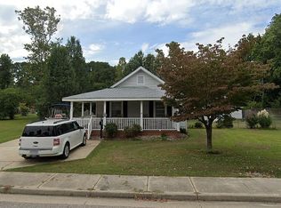 11 Moores Ln N, Newport News, VA 23606
