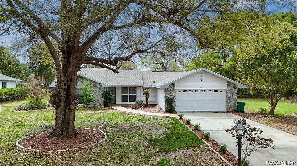 3 bed, 1751 sqft, $1,800 — Photo 1