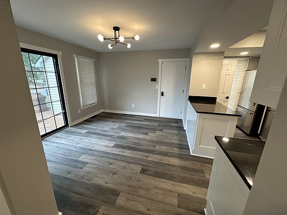 2nd image of 5335 Tara Hill Dr
