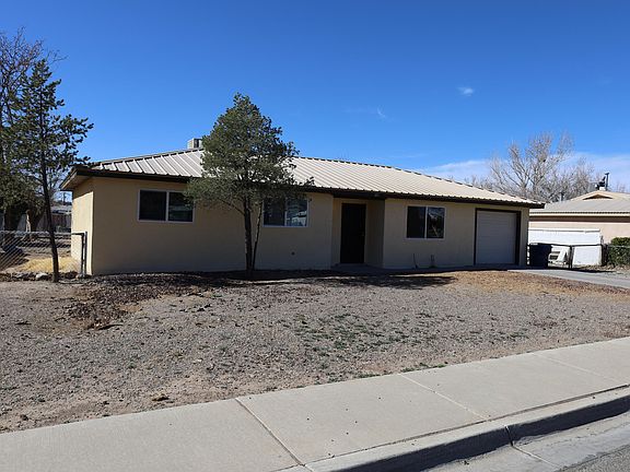 2nd image of 451 Vista Dr SW