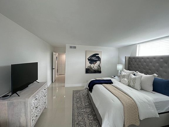 2nd image of 14773 Cumberland Drive #3010