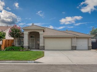 7284 N Lola Ave, Fresno, CA 93722