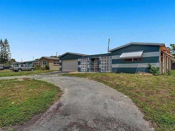 5th image of 7833 Fairway Blvd