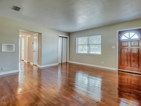 4th image of 6225 Sudbury Ave