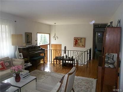 2nd image of 13 Beverly Pl