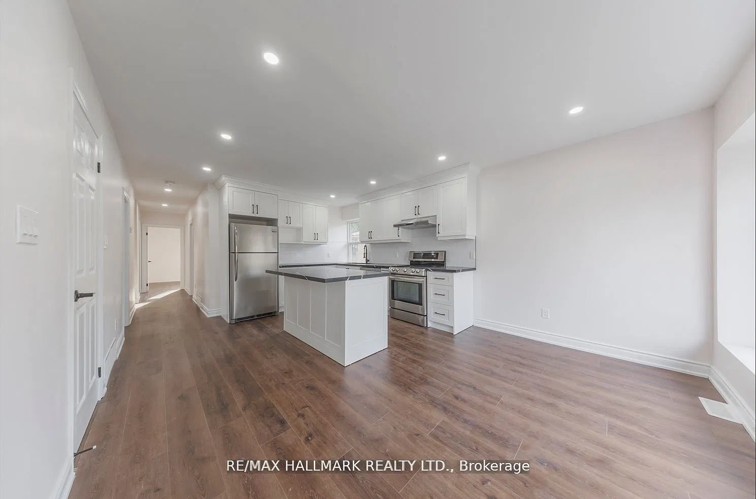 3 bed, $2,950 — Photo 3