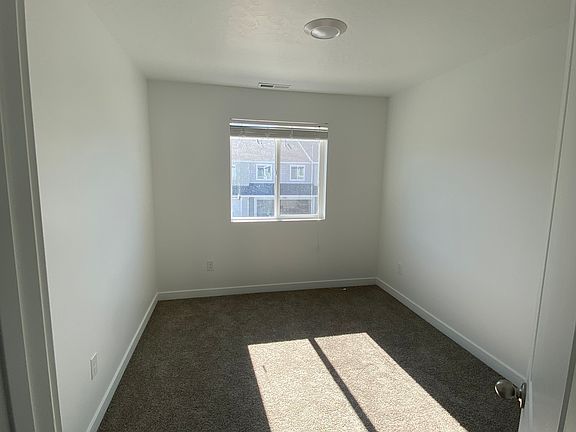 2nd image of 908 E Sea Horse Ct