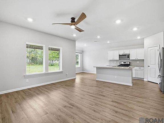 5th image of 44049 Fern St