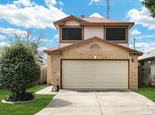 6718 Sandy Point Dr, San Antonio, TX 78244