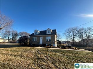 6450 Sullivan Trl, Wind Gap, PA 18091
