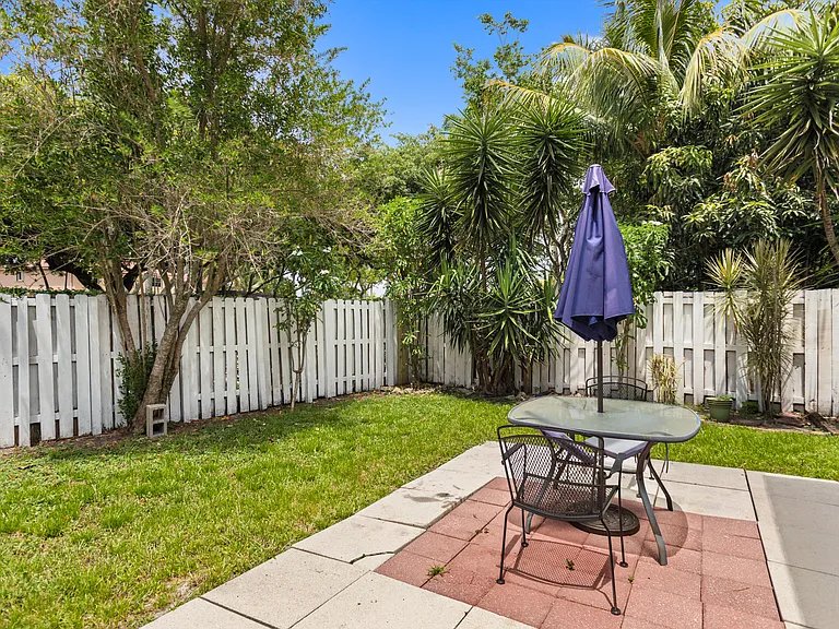 13945 Langley Pl — Photo 51