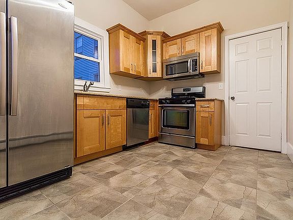 5th image of 5 Jewett Ave