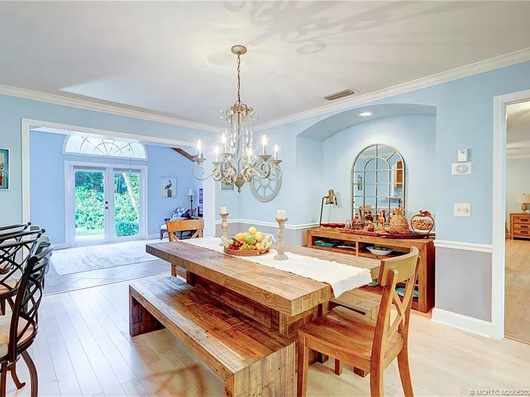 1446 Wyn Cove Dr — Photo 25