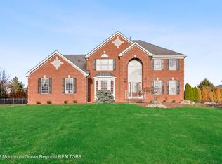 34 Scarlet Dr, Freehold, NJ 07728