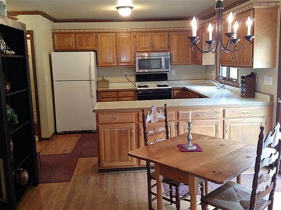 3rd image of 3575 Sage Dr