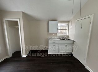 340 8th St APT 3, Elyria, OH 44035