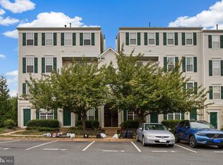 45480 Whistling Ter UNIT 302, Sterling, VA 20166