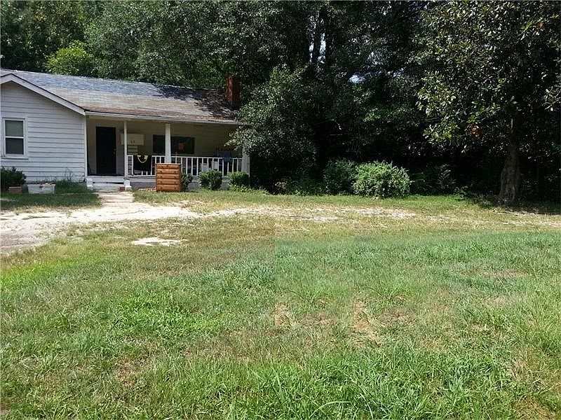 2nd image of 2304 Azalea Dr