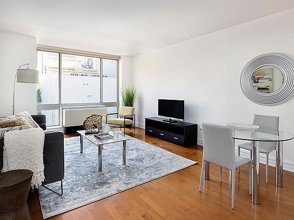 3rd image of 401 E 60th St APT 5K