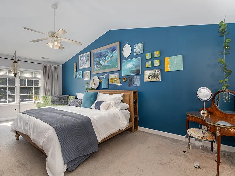 4610 Asterwood Dr — Photo 20