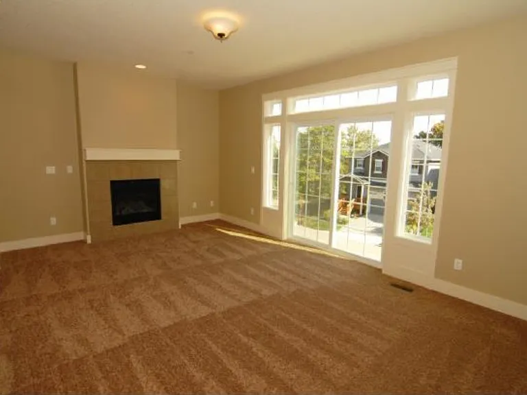 8125 SW 174th Ter — Photo 19