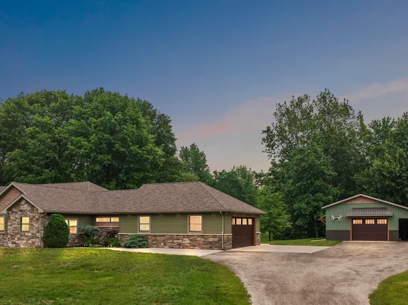 7041 Stevensville Baroda Rd, Stevensville, MI 49127