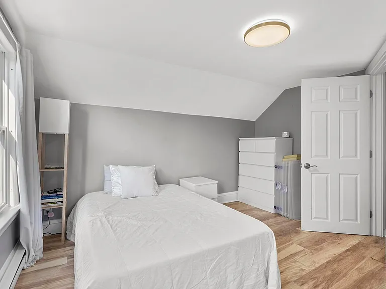 143 Washington Cir #3 — Photo 4