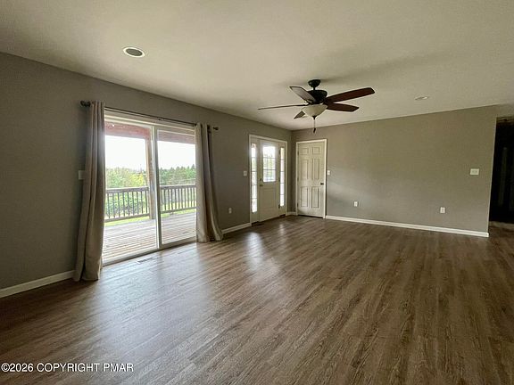 4th image of 211 Fisher Ln