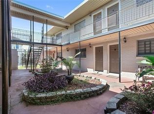 2601 Carondelet St APT D, New Orleans, LA 70130