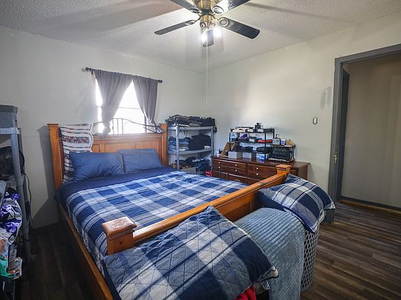 3rd image of 4250 Sherwood Dr