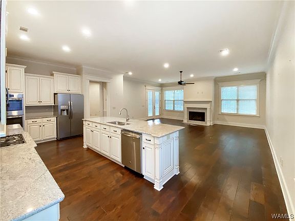 5th image of 2530 McLean Cir