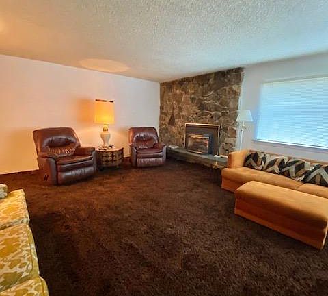 3rd image of 612 Danube Dr