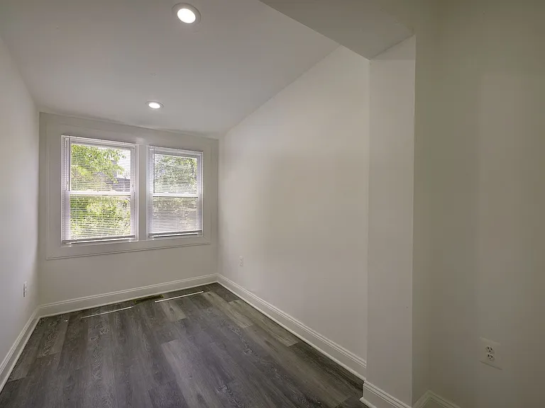 514 Missouri Ave NW — Photo 42