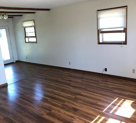 2nd image of 1000 Wright Ave