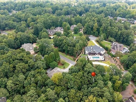 3rd image of 608 Keeler Woods Dr NW