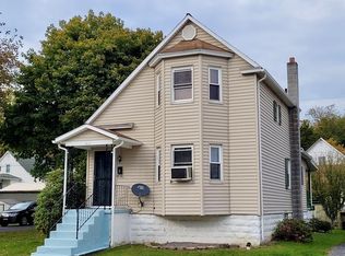 411 Cedar St, Mount Union, PA 17066
