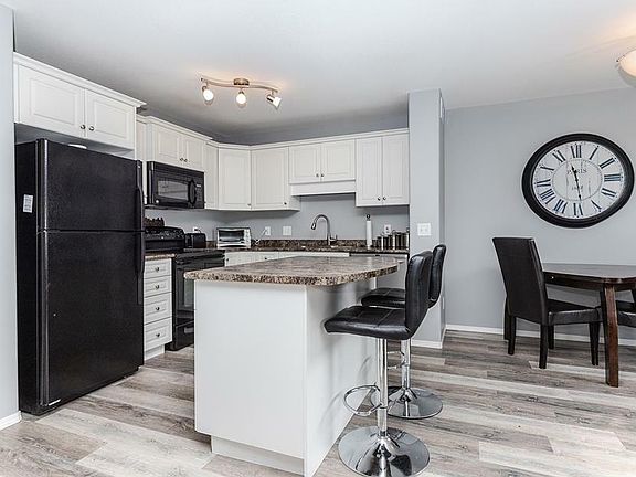 4th image of 350 Maccormack Rd #127