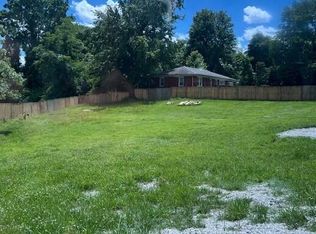 2410 Parkwood Rd, Louisville, KY 40214