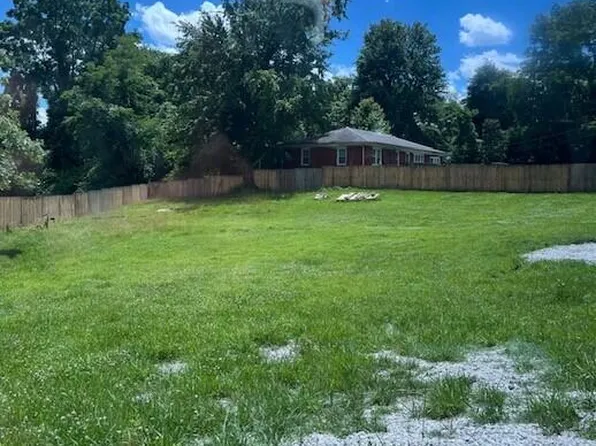 2410 Parkwood Rd, Louisville, KY 40214