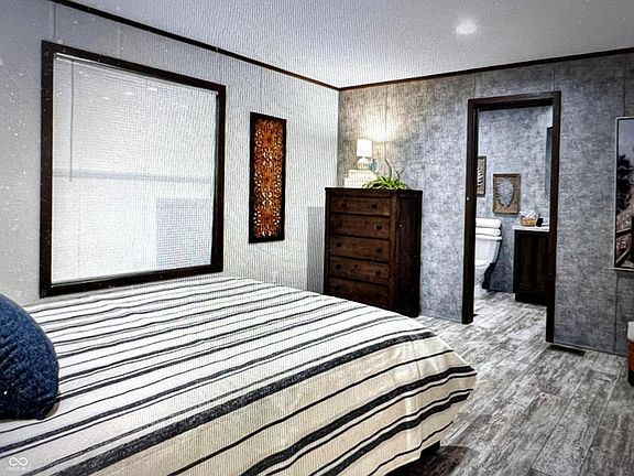 5th image of 3011 Kensington Sq