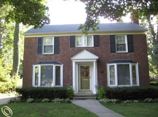 4088 Cumberland Rd, Berkley, MI 48072