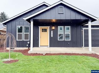 4748 Sugarloaf Ln NE, Salem, OR 97305