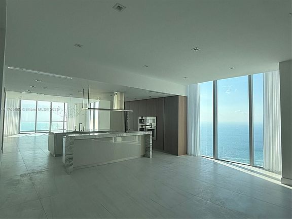 5th image of 18501 Collins Ave #A4904