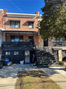1025 E 222nd Street, Bronx, NY, 10469