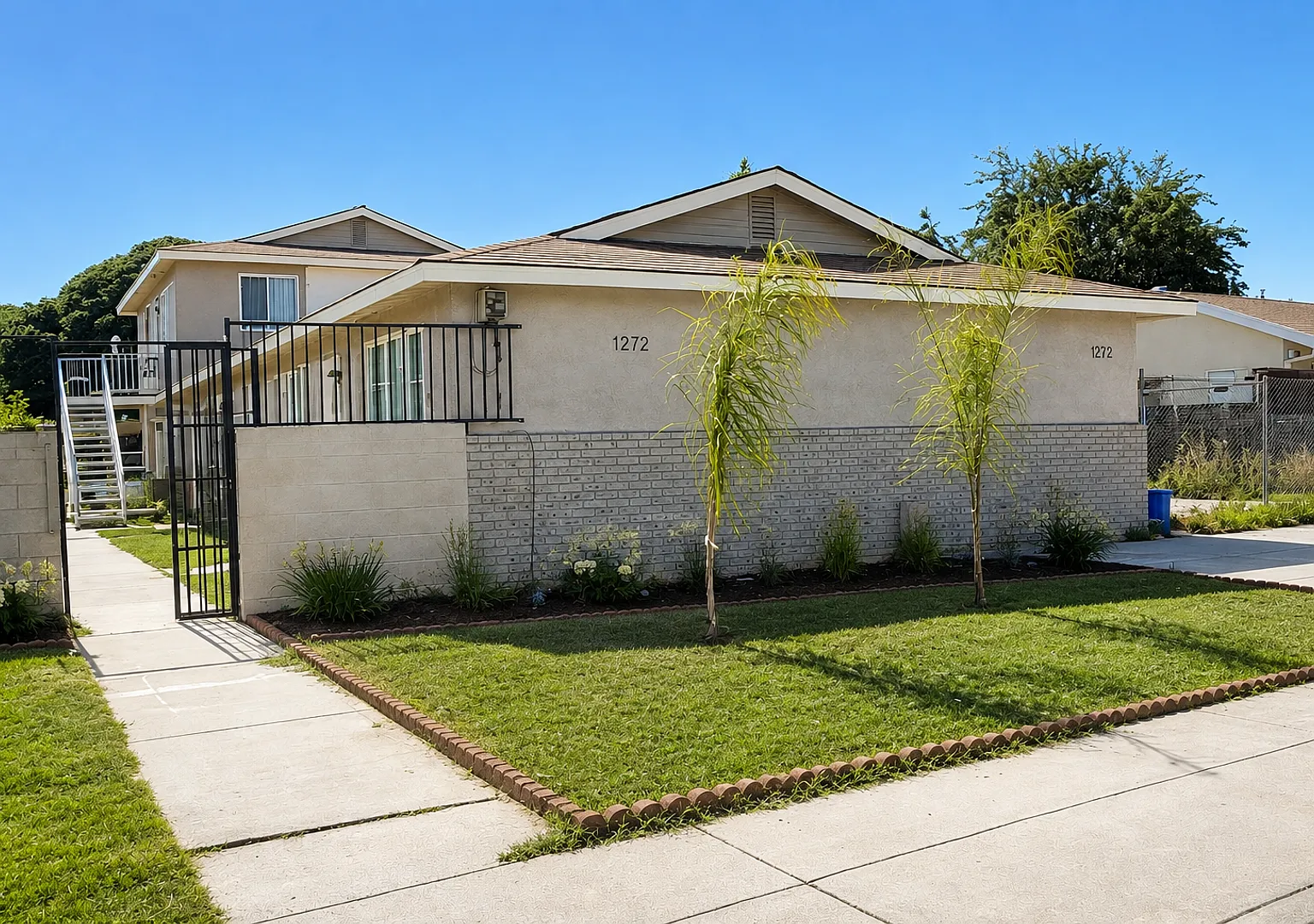 2172 S Clara Avenue — Photo 1