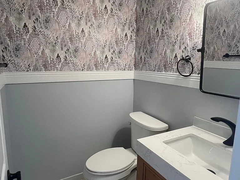 1433 Mediterranean Dr #E — Photo 23